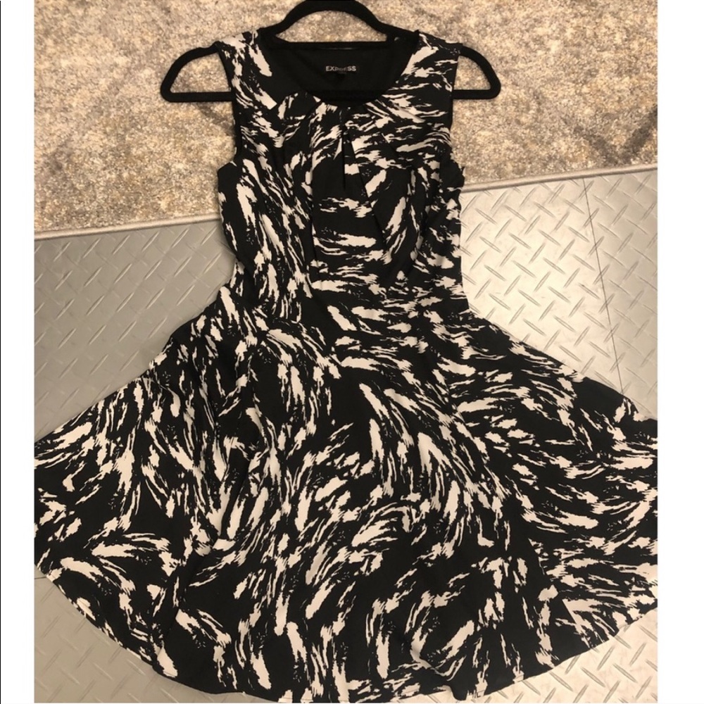Express Black & White Patterned Dress